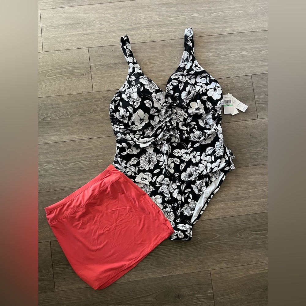 NWT Jantzen Black & White One Piece Bathing Suit With Orange Swim Skirt Size 26W